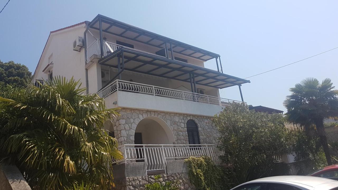 Apartment Rb Omisalj Exterior photo