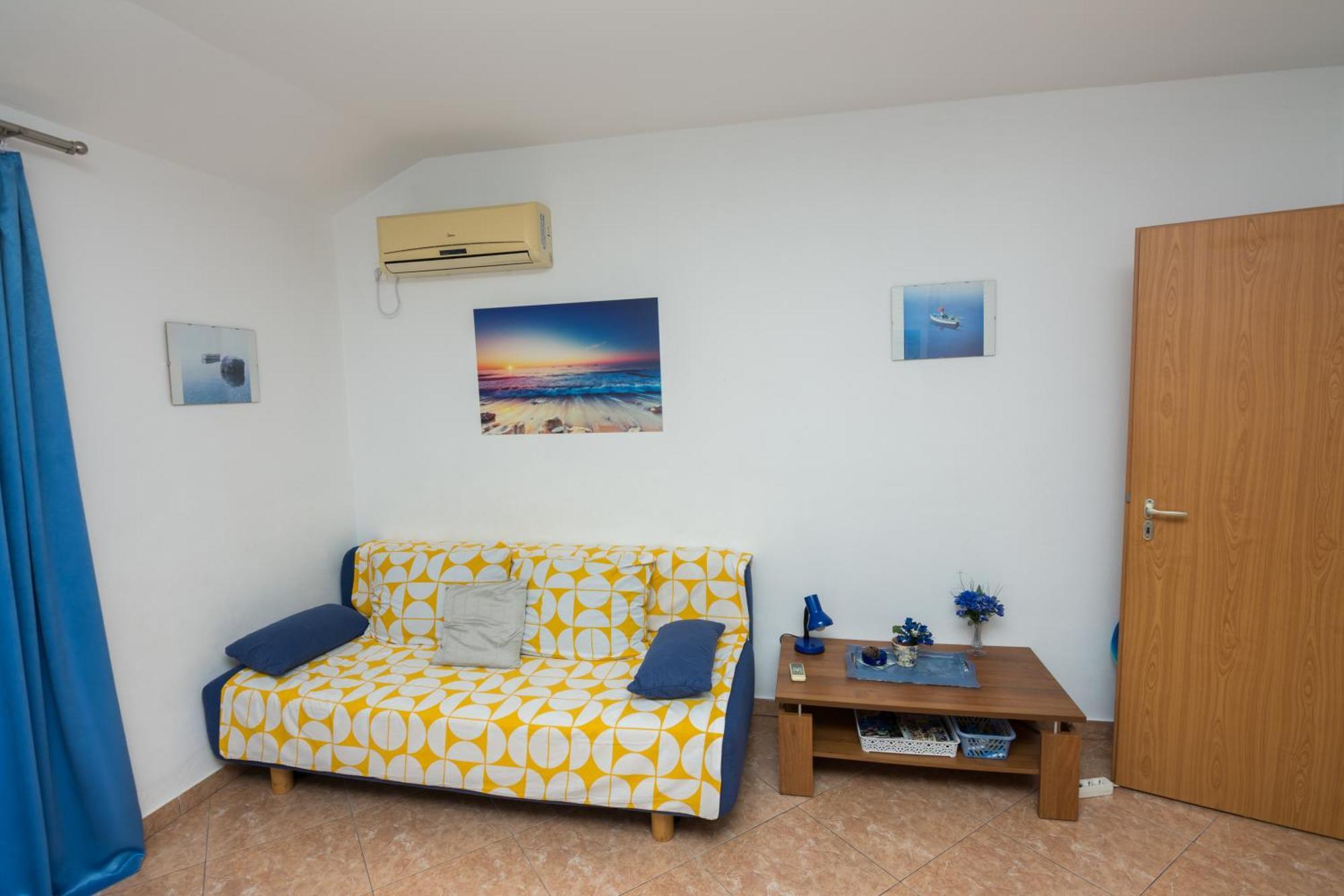 Apartment Rb Omisalj Exterior photo